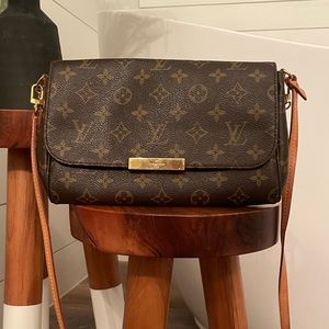 Louis Vuitton Favorite Handbag MM Monogram